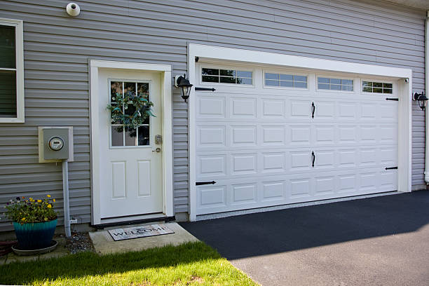 24/7 Emergency Garage Door Panel Replacement experts in Logansport, IN